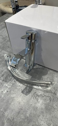 Display basin mixer - mixer, open