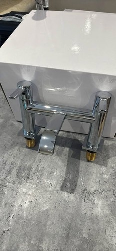 Display bath taps open - bath,