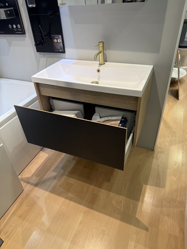 800 wall hung vanity oak - hung,
